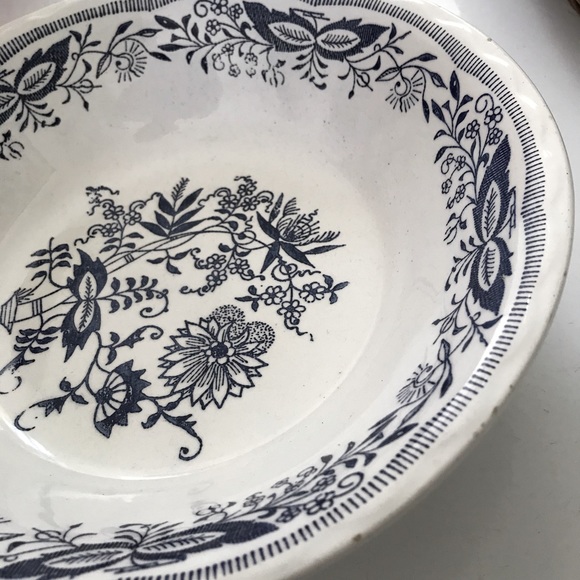 Blue Onion Serving Bowl - Picture 6 of 7